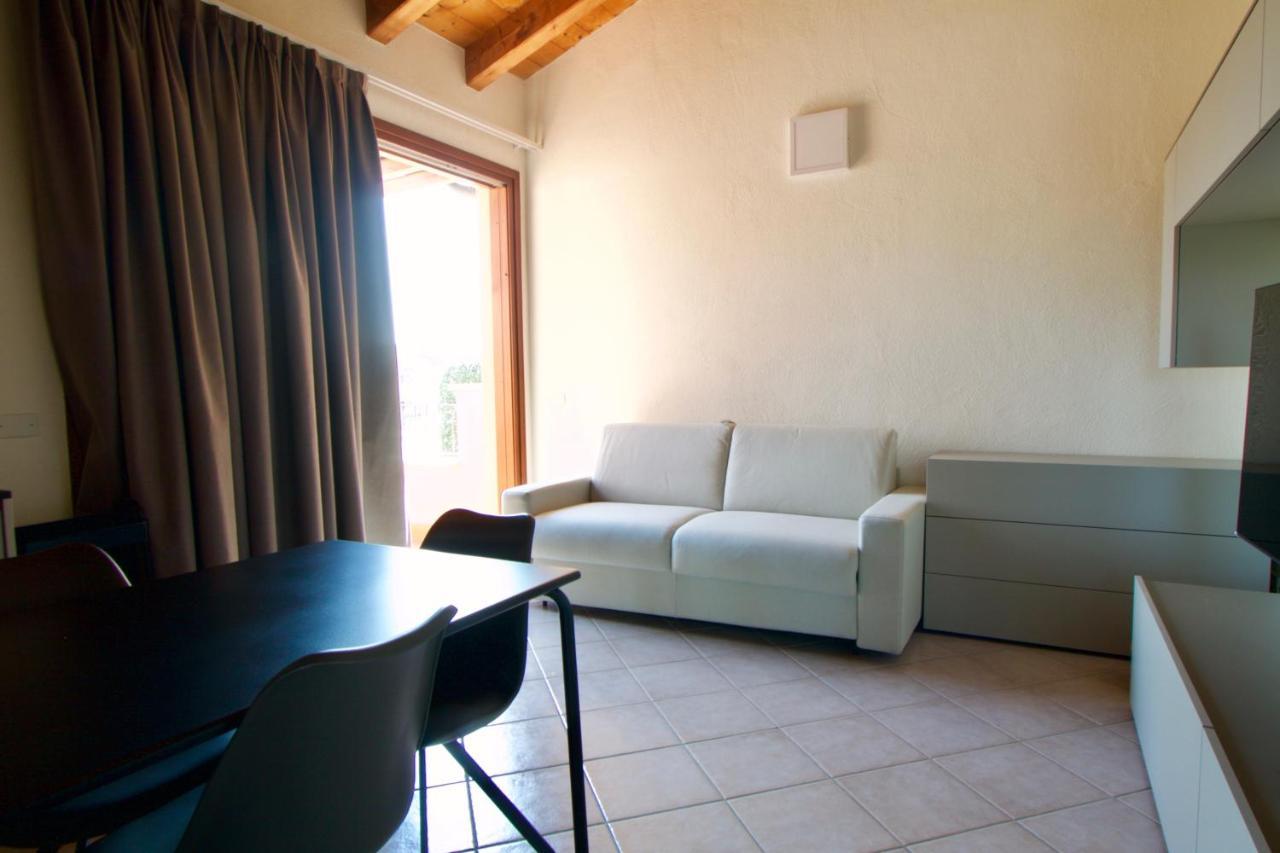 Lugana Resort & Sporting Club Peschiera del Garda Exterior photo